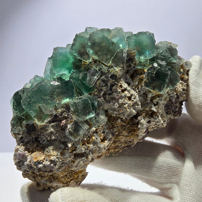 Grand spécimen de cube de fluorite fantôme, parqueté zonal Okorusu Namibie 99*62*47mm 
