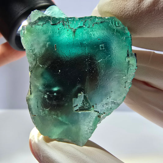 Spécimen de cube de fluorite fantôme transparente, vert parqueté, Okorusu, Namibie, 62 x 34 x 32 mm 