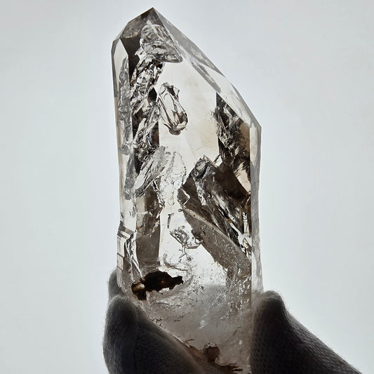 Sceptre en quartz fumé Window Phantom, calcite UV Valentine Pocket Goboboseb Namibie 90 x 38 x 25 mm 