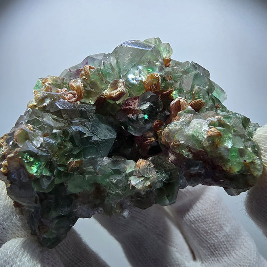 Phantom Fluorit Würfel, Hyalit, Muskovit (UV) Stufe Erongo, Namibia 70*63*36mm