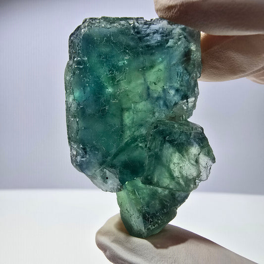 Spécimen de cube de fluorite fantôme transparente, vert parqueté, Okorusu, Namibie, 53 x 33 x 22 mm 