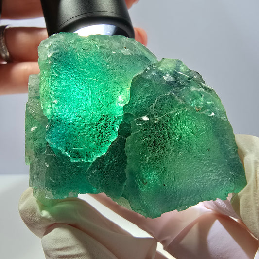 Rare spécimen de cube de fluorite fantôme, parqueté vert Okorusu, Namibie, 66 x 47 x 35 mm 