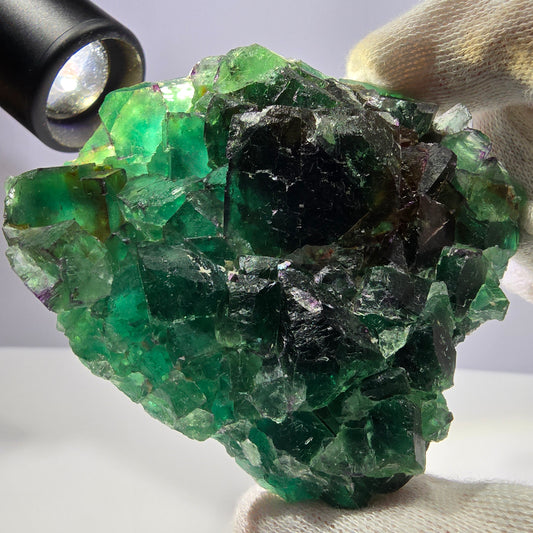 Grand spécimen de cube de fluorite fantôme parqueté, Okorusu zonal, Namibie, 84 x 74 x 23 mm 