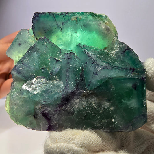 Grand spécimen de cube de fluorite fantôme, parqueté zonal Okorusu Namibie 78*76*33mm 