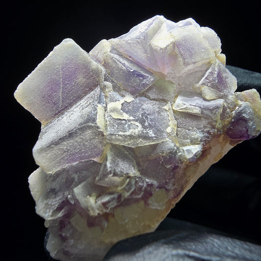 Cube de fluorite fantôme sur étape de quartz violet vert Omehane, Namibie 43*30*24mm