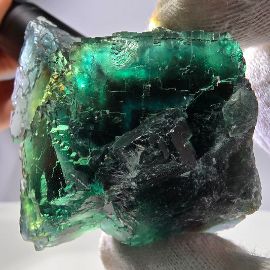 Grand cube de fluorite fantôme à gradins, Okorusu, Namibie, 74 x 65 x 33 mm 