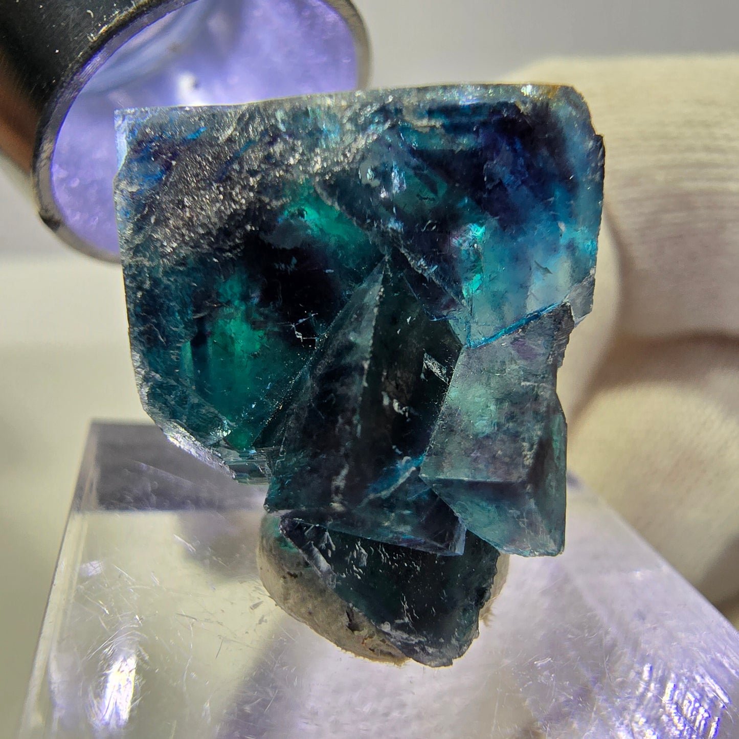 Spécimen de cube de fluorite fantôme, zonal – Nouvelle découverte ! Okorusu, Namibie, 27 x 22 x 15 mm 