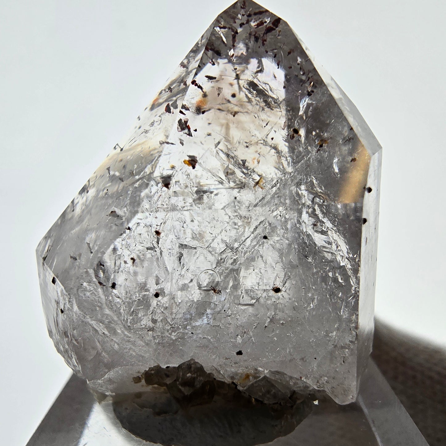 Quartz fumé fantôme Enhydro Harlequin, mine Bubble Streep, Namibie, 31 x 27 x 17 mm 