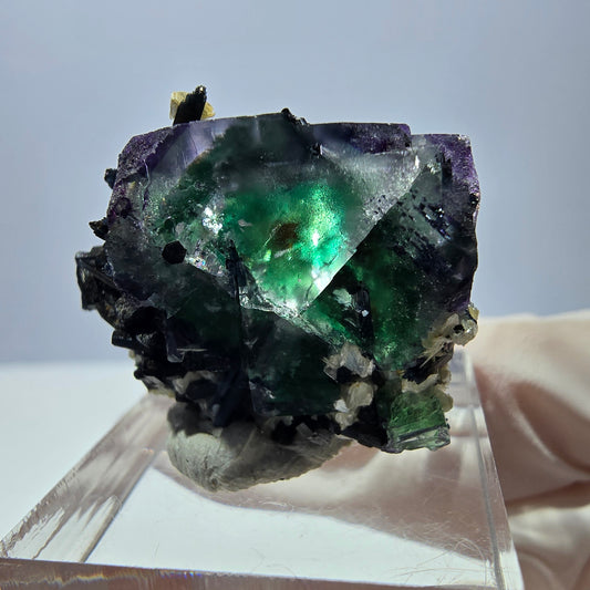 Cube de fluorite fantôme, zonal, muscovite, spécimen de tourmaline Schorl, Erongo, Namibie, 29 x 25 x 19 mm 