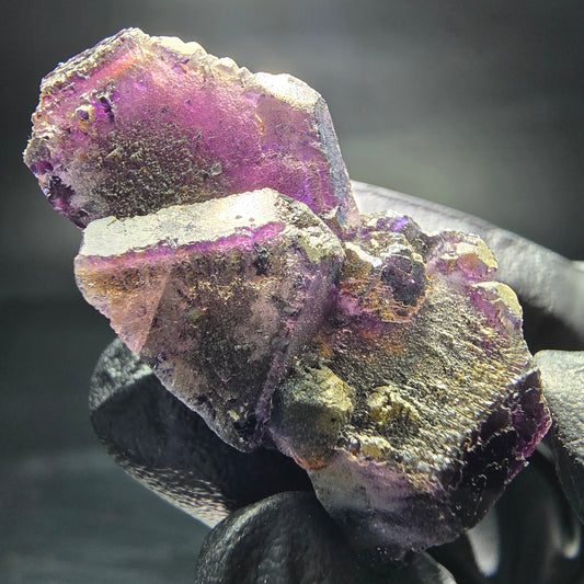 Cube de fluorite fantôme violet Okorusu, collection minérale 37x25x17mm, namibie
