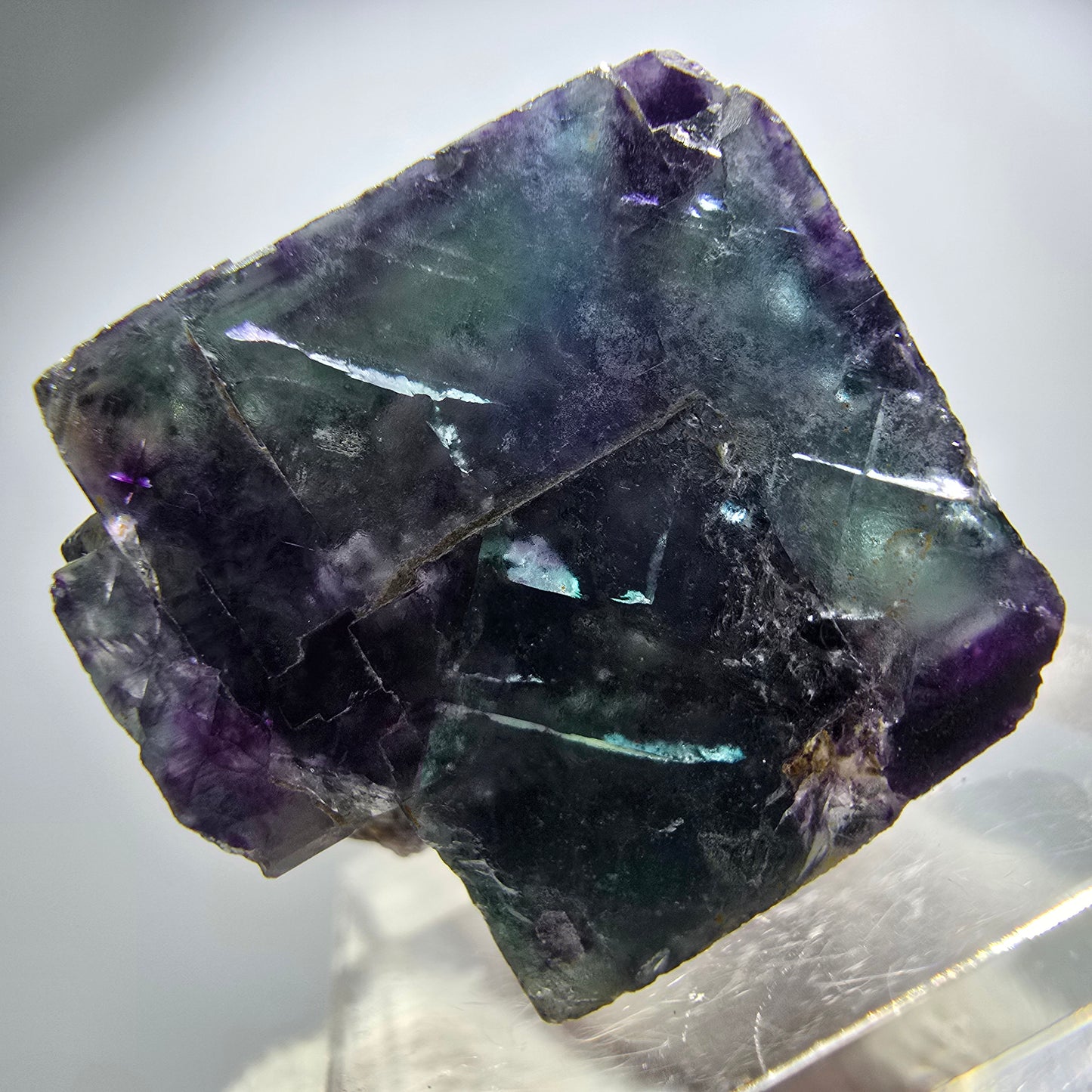 Spécimen rare de cube de fluorite fantôme, vert zonal et violet, Okorusu, Namibie, 28 x 25 x 18 mm 