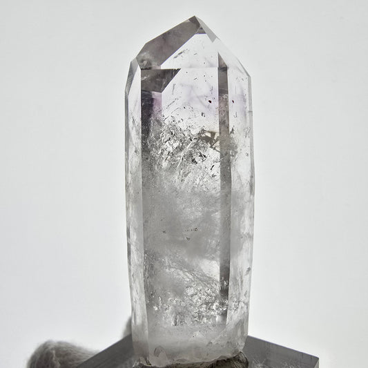 Mine d'améthyste fantôme lémurienne de Point Streep, Goboboseb, Namibie, 50 x 17 x 14 mm 