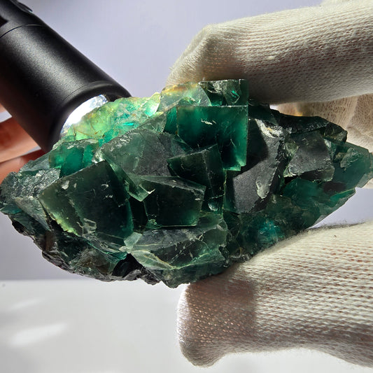 Rare spécimen de cube de fluorite fantôme, parqueté vert Okorusu, Namibie, 82 x 41 x 23 mm 