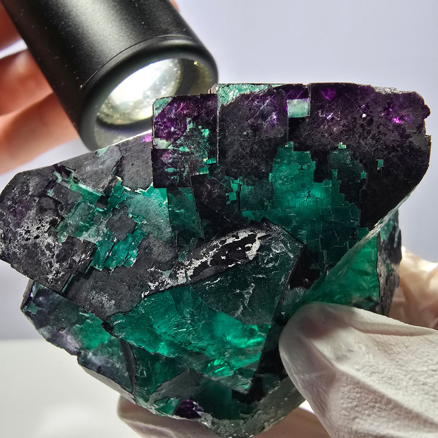 Spécimen de cube de fluorite fantôme vert violet zonal 11:11 Angel Pocket, Namibie 69*53*40mm 