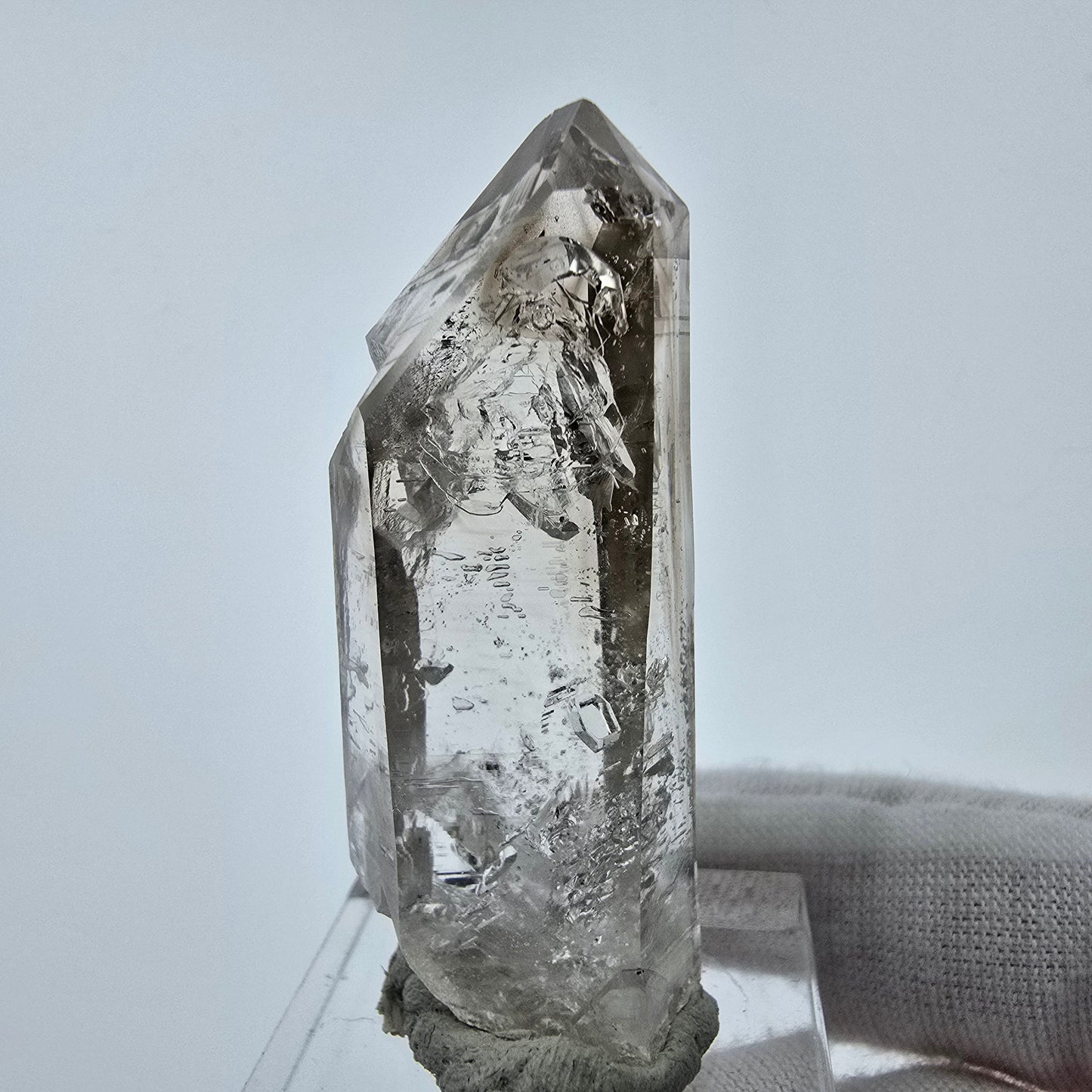 Enhydro Phantom Smoky Quartz Sceptre Tip 1x Bubble Goboboseb, Namibie 45*18*14mm 