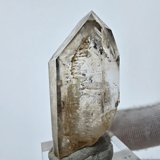 Rare Enhydro Phantom Smoky Quartz Point 3x Bubble Goboboseb, Namibie 45*21*14mm 