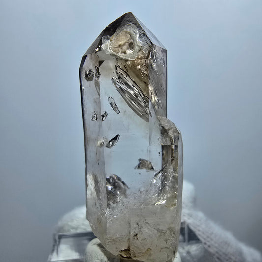 Pointe de quartz fumé fantôme Enhydro, 1x Bubble Goboboseb, Namibie 40 x 15 x 10 mm 