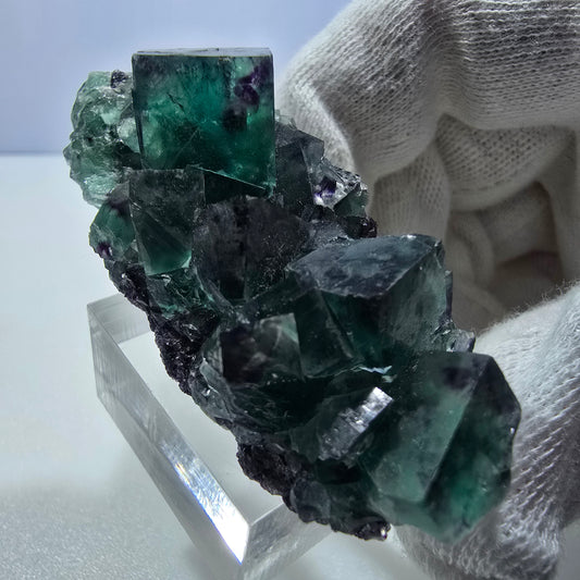 Seltene Phantom Fluorit Würfel Stufe zonal grün lila Okorusu, Namibia 60*28*19mm