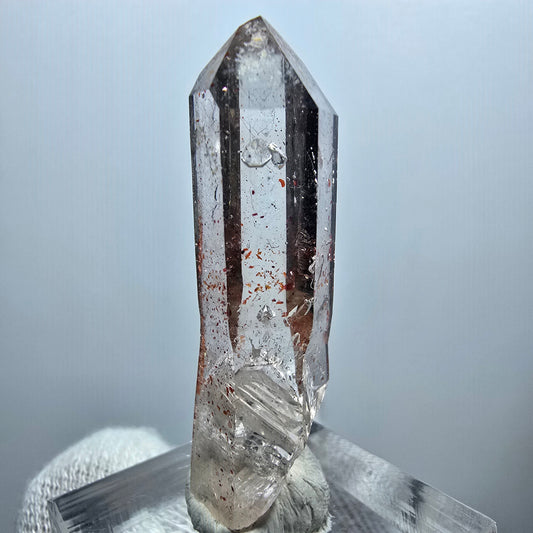 Klare Phantom Rauchquarz Eisen Spitze Goboboseb, Namibia 41*12*10mm