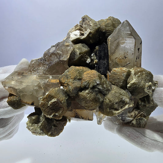 Grand spécimen de tourmaline Schorl, quartz fumé, muscovite et orthose, Erongo, Namibie, 145 x 112 x 80 mm 