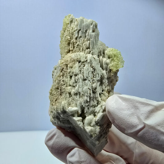 Opale hyalite rare, spécimen d'orthose Erongo, Namibie 71*30*29mm 