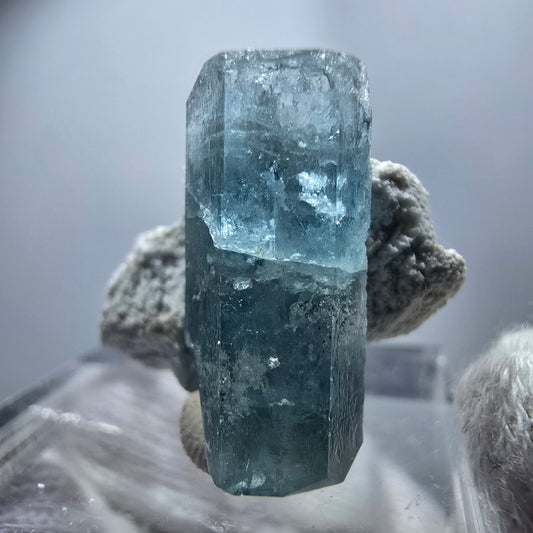 Seltener Aquamarin X mit Orthoklas Erongo, Namibia 29*18*16mm