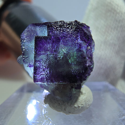 Seltene Phantom Fluorit Würfel Stufe zonal grün lila Okorusu, Namibia 16*14*14mm