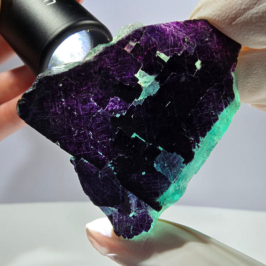 Spécimen de cube de fluorite fantôme vert violet zonal 11:11 Angel Pocket, Namibie 57*46*20mm 