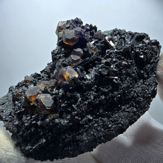 Phantom Fluorit Würfel braun, Schörl Turmalin Stufe Erongo, Namibia 81*49*36mm