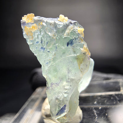 Zonare fluorite stade vert bleu Omehane, namibie 22*14*11mm collection minérale