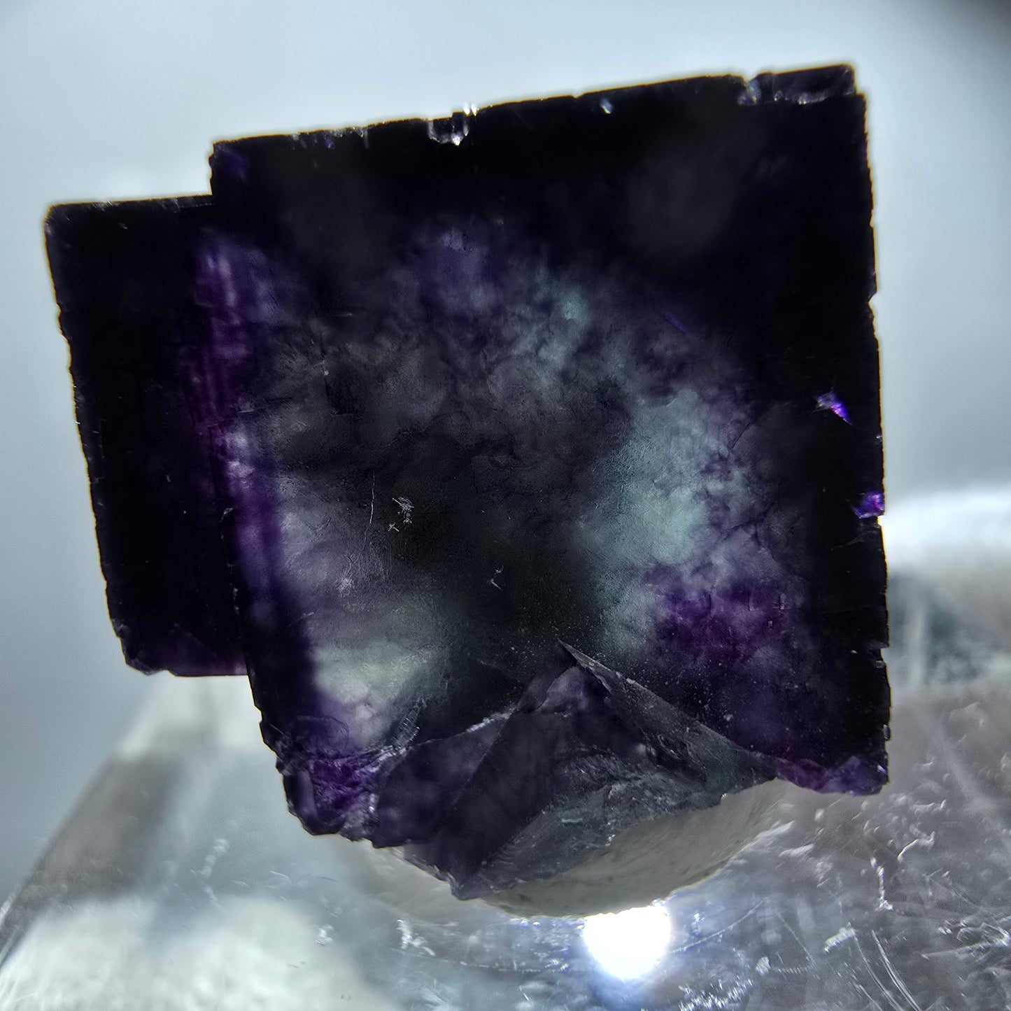 Spécimen rare de cube de fluorite fantôme, vert zonal et violet, Okorusu, Namibie, 21 x 19 x 13 mm