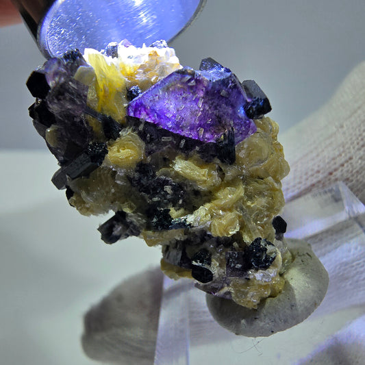 Cubes de fluorite fantôme colorés, tourmaline scholle muscovite hyalite, Erongo, Namibie, 36 x 24 x 15 mm 