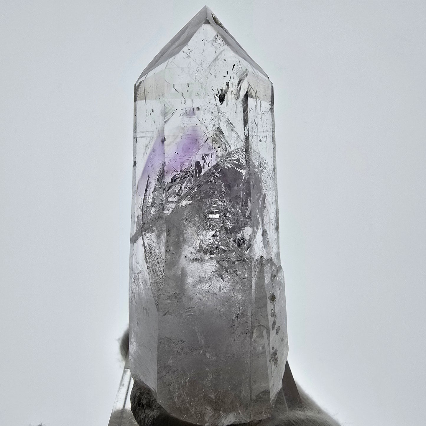 Mine d'améthyste fantôme transparente Point Streep, Goboboseb, Namibie, 63 x 26 x 20 mm 