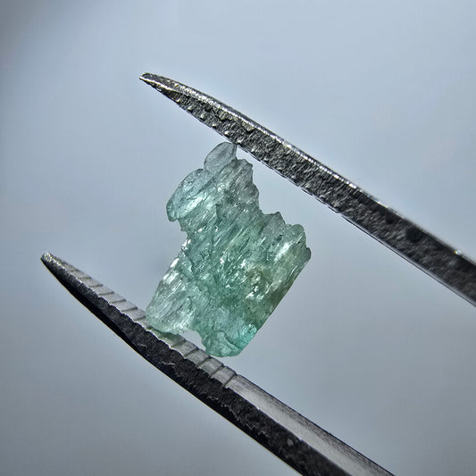 Cristal d'émeraude rare, vert Colombie #7973