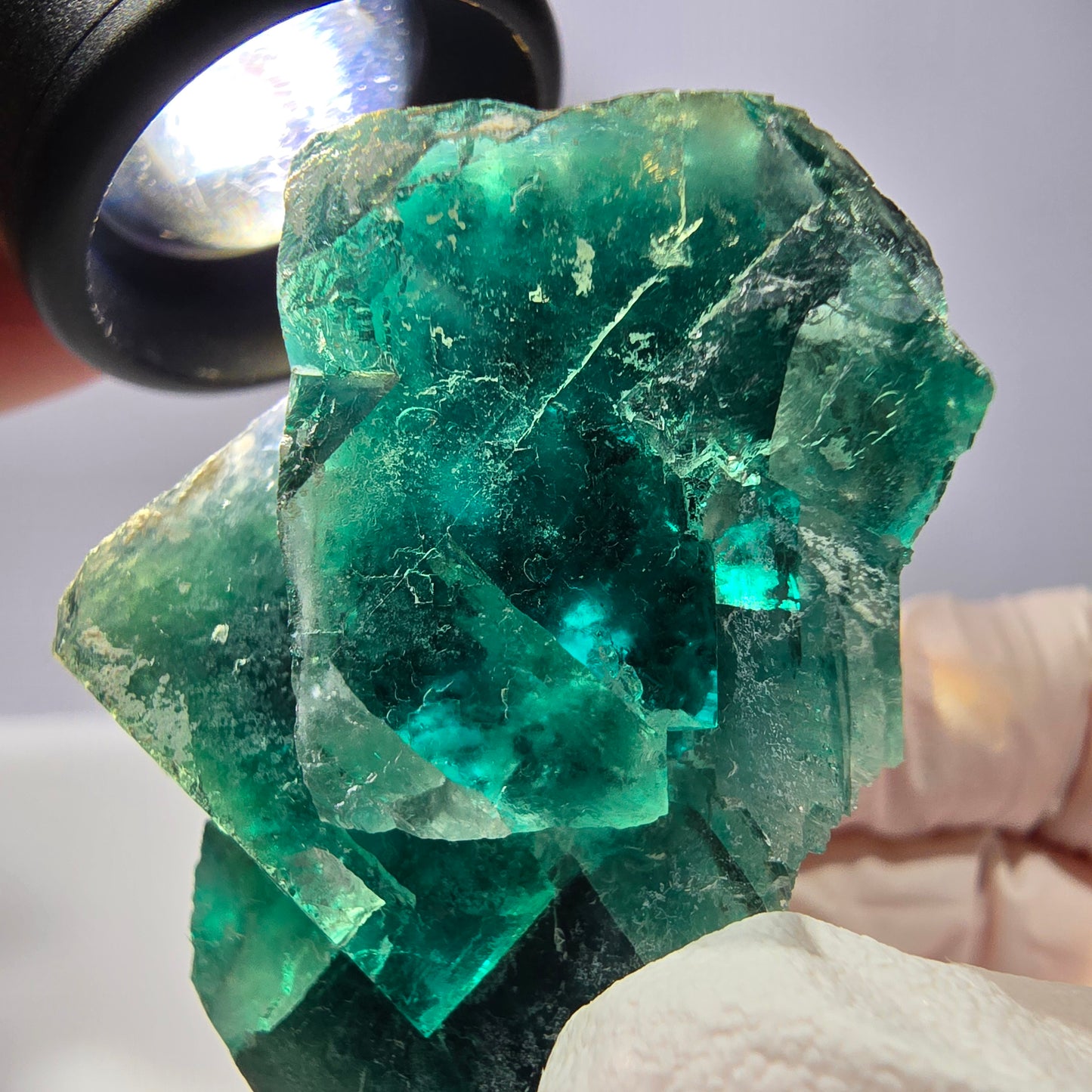 Spécimen de cube de fluorite fantôme, parqueté vert violet Okorusu, Namibie 51*46*28 mm 