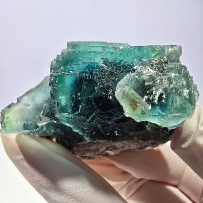 Spécimen de cube de fluorite fantôme, parqueté vert violet Okorusu, Namibie 56*46*43 mm 
