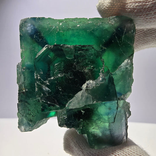 Rare spécimen de cube de fluorite fantôme, parqueté vert Okorusu, Namibie, 63 x 55 x 41 mm 