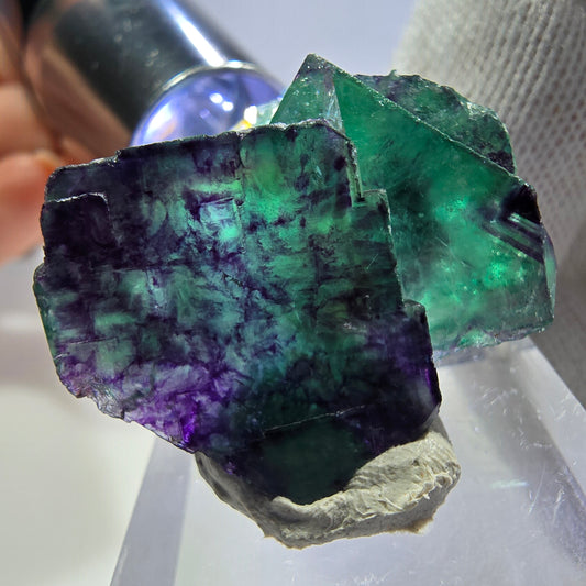 Seltene Phantom Fluorit Würfel Stufe zonal grün lila Okorusu, Namibia 32*28*19mm