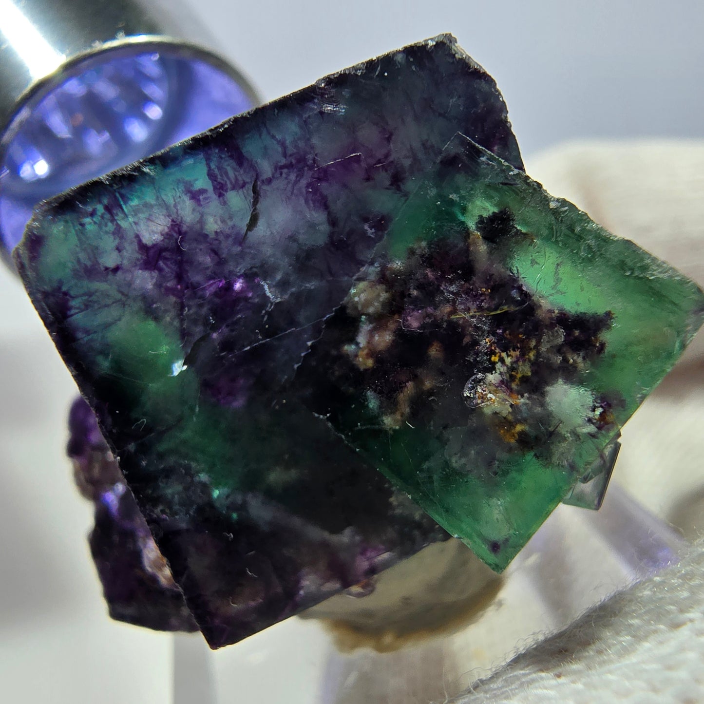Spécimen zonal de cube de fluorite fantôme, vert violet, Okorusu, Namibie, 37 x 27 x 24 mm 