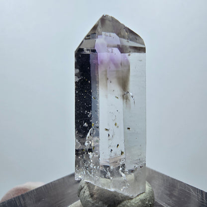 Mine d'améthyste Phantom Point Streep, Goboboseb, Namibie 28 x 11 x 7 mm 