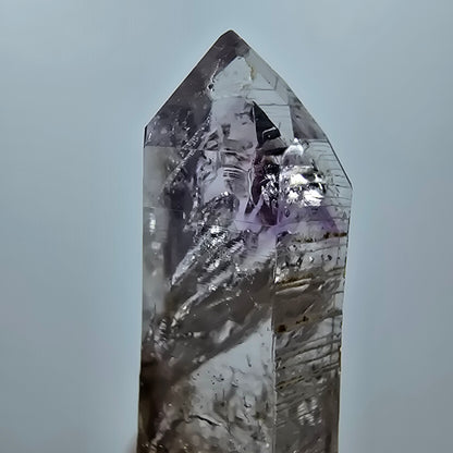 Mine d'améthyste Phantom Point Streep, Goboboseb, Namibie 48 x 14 x 10 mm 