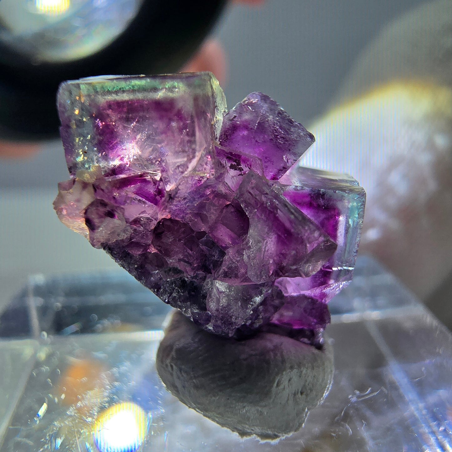 Spécimen de cube de fluorite fantôme, violet-vert, Okorusu, Namibie, 17 x 11 x 12 mm 