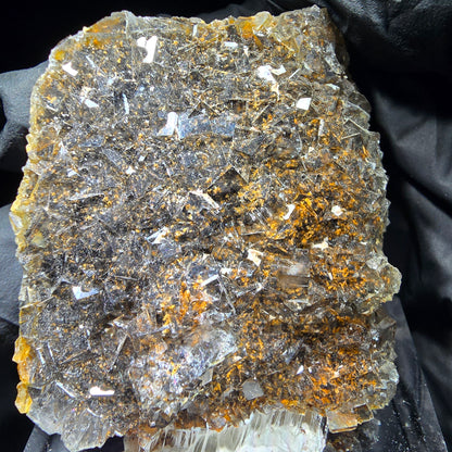 Cube de fluorite Zonar transparent, niveau violet jaune Okorusu, Collection namibie 61*54*17mm