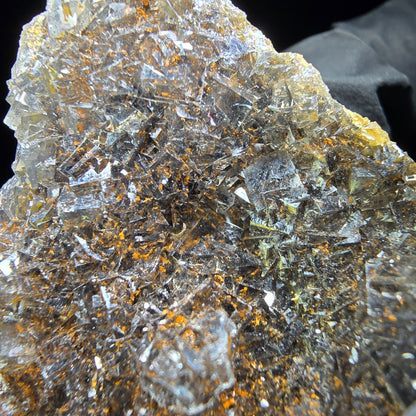 Cube de fluorite Zonar transparent, niveau violet jaune Okorusu, Collection namibie 61*54*17mm