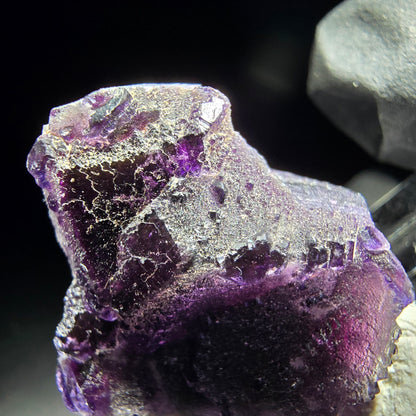 Stade de cube de fluorite fantôme violet Okorusu, namibie 23*22*9mm collection minérale