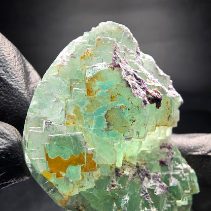 Cube de fluorite fantôme étagé vert turquoise Omehane, namibie 89*45*21mm