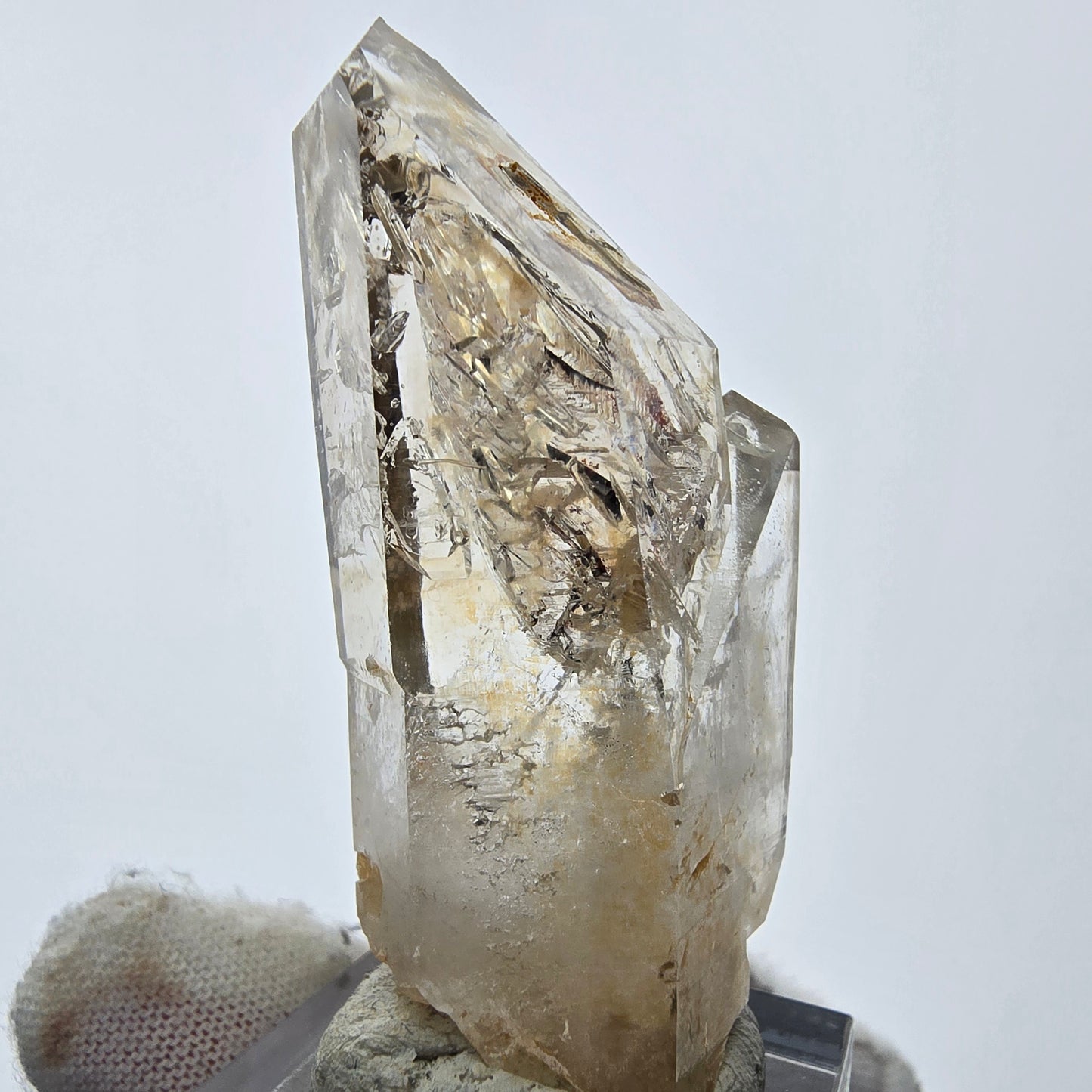 Enhydro Phantom Smoky Quartz Sceptre Tip 1x Bubble Goboboseb, Namibie 54*24*18mm 