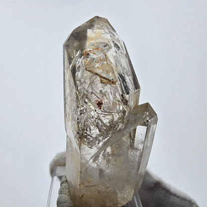 Enhydro Phantom Smoky Quartz Sceptre Tip 1x Bubble Goboboseb, Namibie 54*24*18mm 