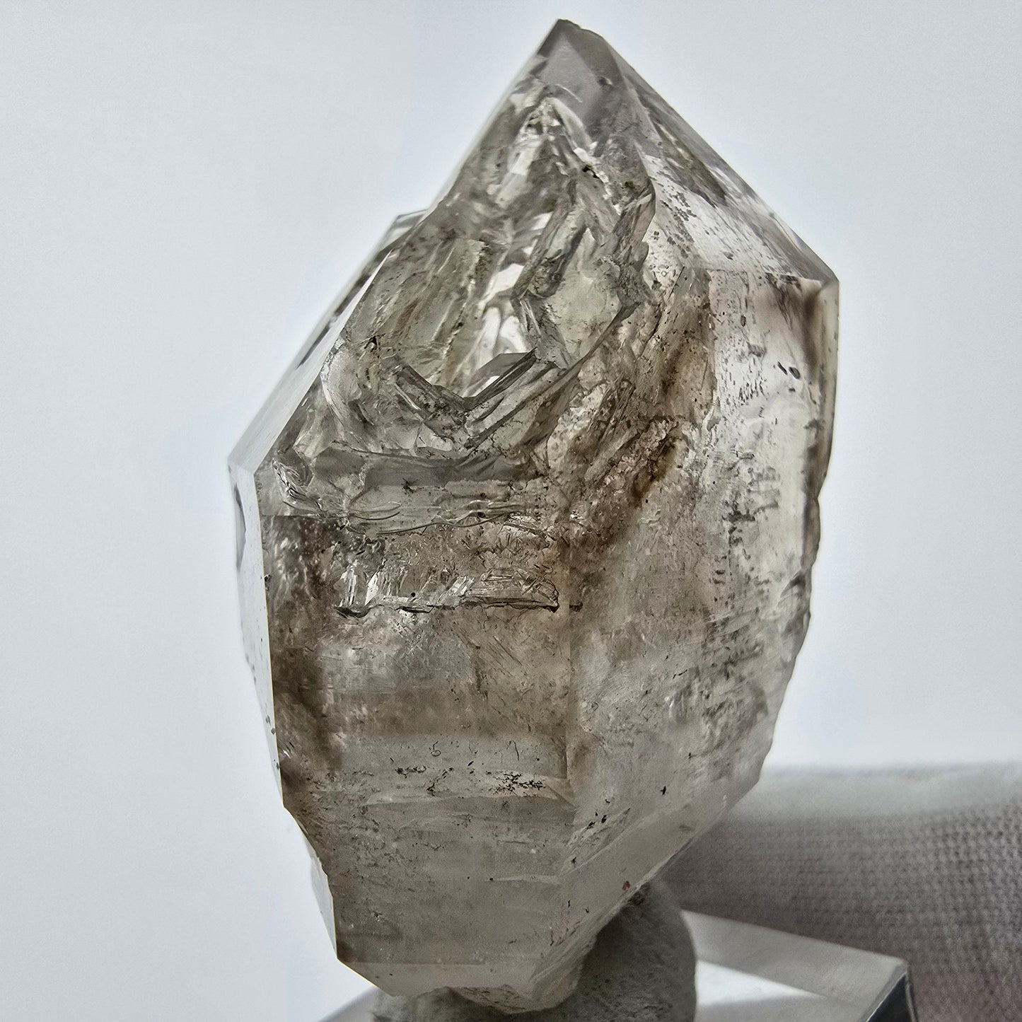 Enhydro Phantom Rauchquarz Zepter Spitze 1x Blase Goboboseb, Namibia 60*36*26mm