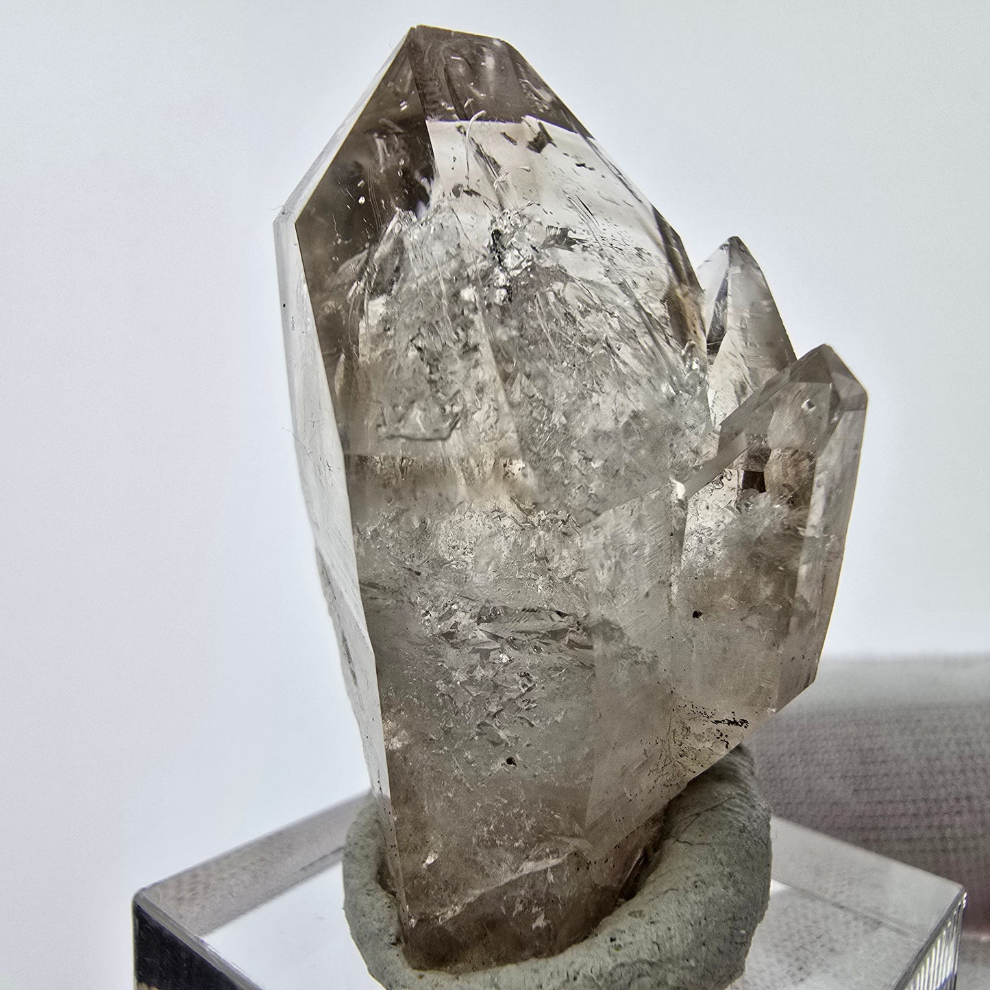 Enhydro Phantom Smoky Quartz Sceptre Tip 1x Bubble Goboboseb, Namibie 40*24*22mm 